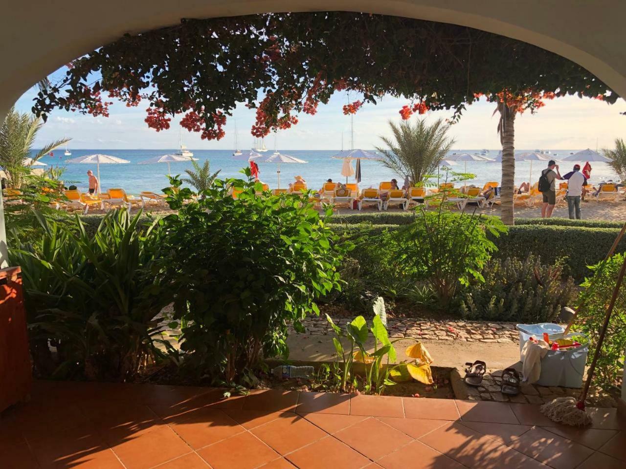 Oceanfront Apt 4 Porto Antigo II Santa Maria Esterno foto