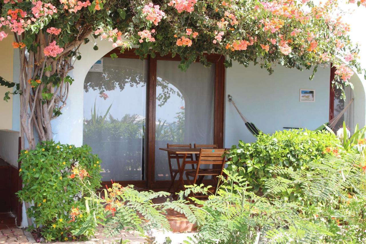 Oceanfront Apt 4 Porto Antigo II Santa Maria Esterno foto
